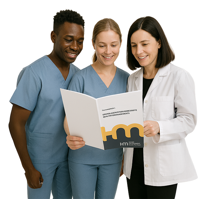 Zwei Pflegekräfte und eine Pflegedienstleitung schauen sich gemeinsam die HÖHER Lehrbriefe an.